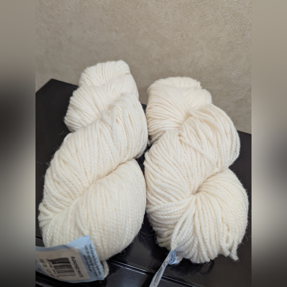 Briggs & Little Woolen Mills Heritage Yarn Bleached White Wool 2 Skiens x 113 gr